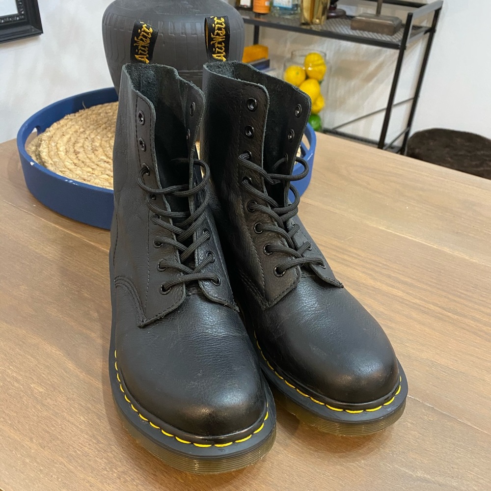 Doc marten AirWair combat boot